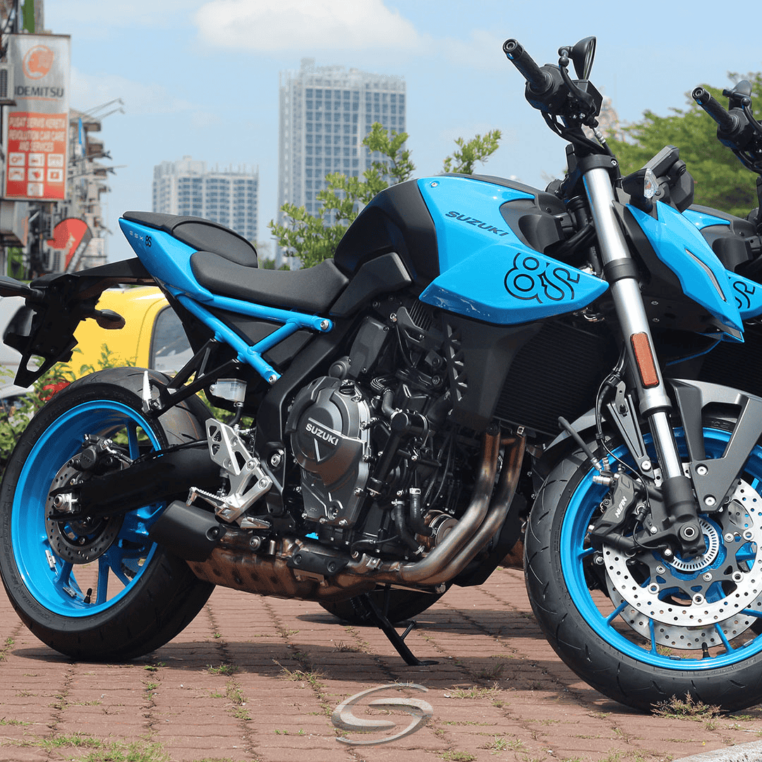 Suzuki GSX-8S – View 2
